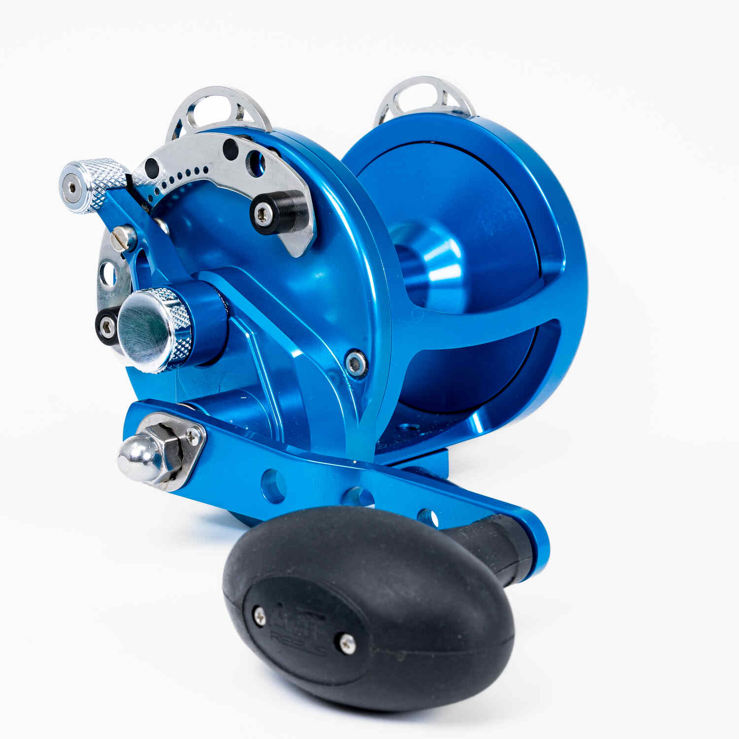 Avet HX Lever Drag Fishing Reels 5/2 - Image 4