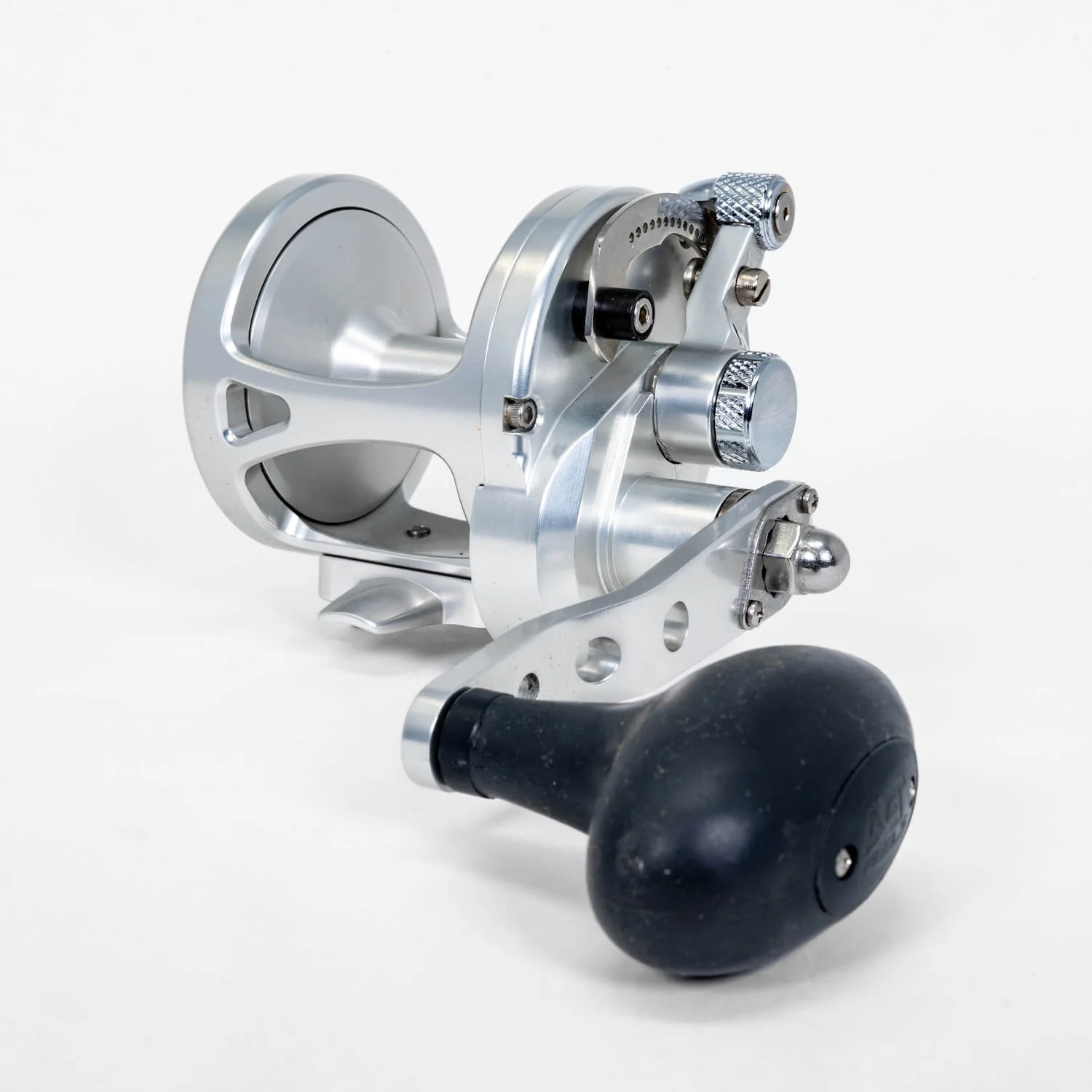 Avet MXL G2 6/4 MC Lever Drag Reels - Image 4