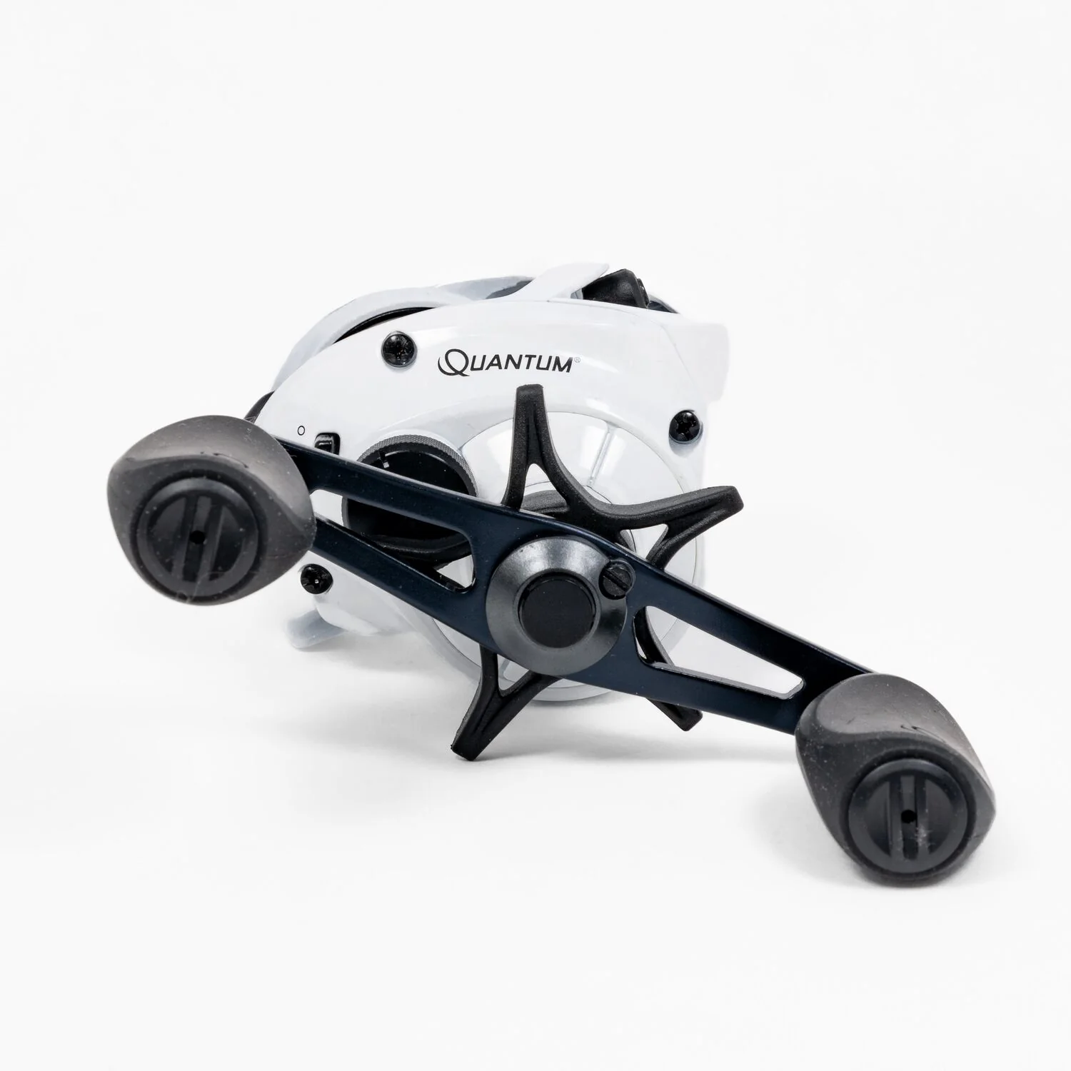 Quantum 2020 Accurist Baitcasting Reels - Image 3
